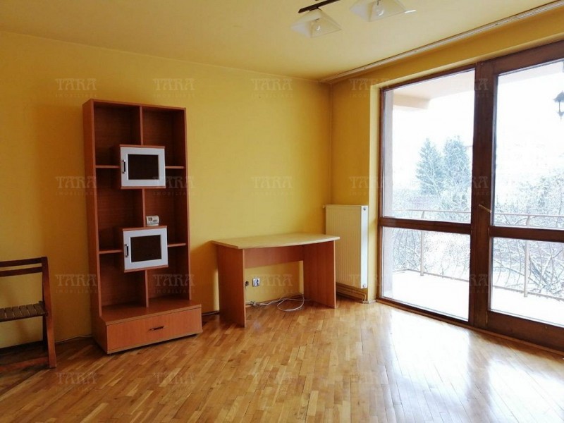 Apartament cu 2 camere, Andrei Muresanu