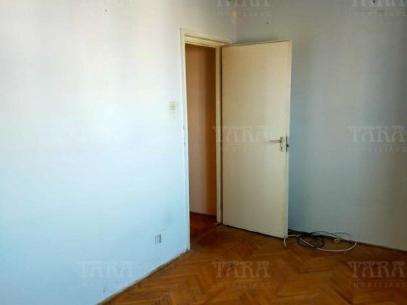 Apartament Cu 3 Camere Gheorgheni ID V1469784 2