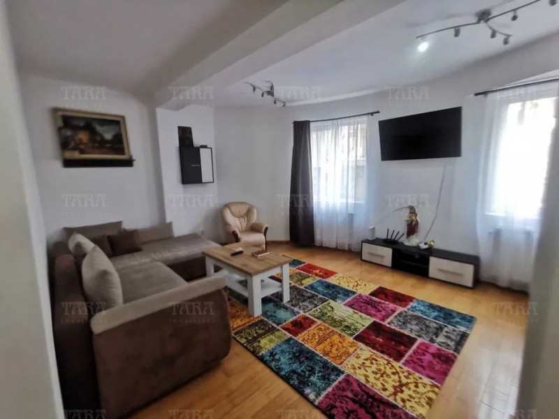 Apartament cu 4 camere, Andrei Muresanu